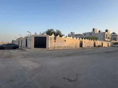 أرض 2600 متر مربع ثلاثة شوارع على شارع 30م العارض، شمال الرياض، الرياض
