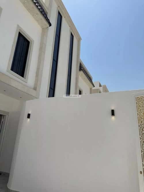 Floor 185.54 SQM with 5 Bedrooms Okaz, South Riyadh, Riyadh