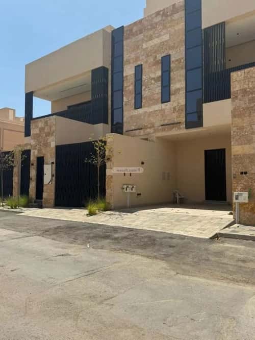 Floor 251.92 SQM with 5 Bedrooms Al-Qairawan, North Riyadh, Riyadh