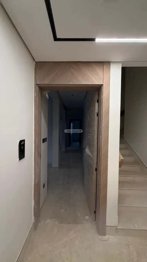 Building 975 SQM Facing North Al-Qairawan, North Riyadh, Riyadh