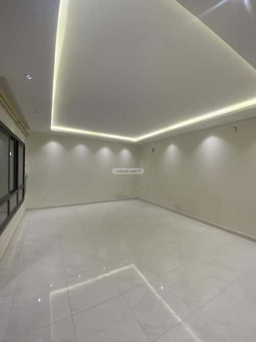 Villa 367.38 SQM Facing North with 6 Bedrooms Al-Janadriyah, East Riyadh, Riyadh