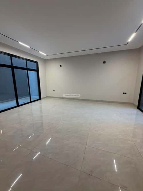 Villa 312 SQM Facing East on 20m Width Street Al-Maizaliyah, East Riyadh, Riyadh