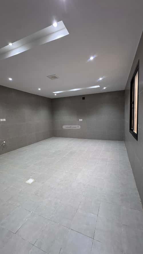 Villa 320.07 SQM Facing East with 9 Bedrooms Dahrat Laban, West Riyadh, Riyadh