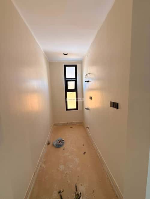 Floor 169.27 SQM with 5 Bedrooms Al-Janadriyah, East Riyadh, Riyadh