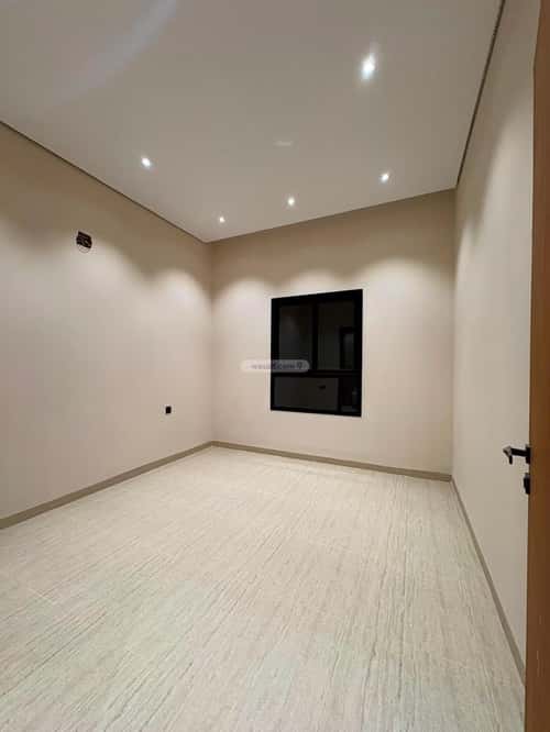 Floor 117.04 SQM with 5 Bedrooms Ar-Rimal, East Riyadh, Riyadh