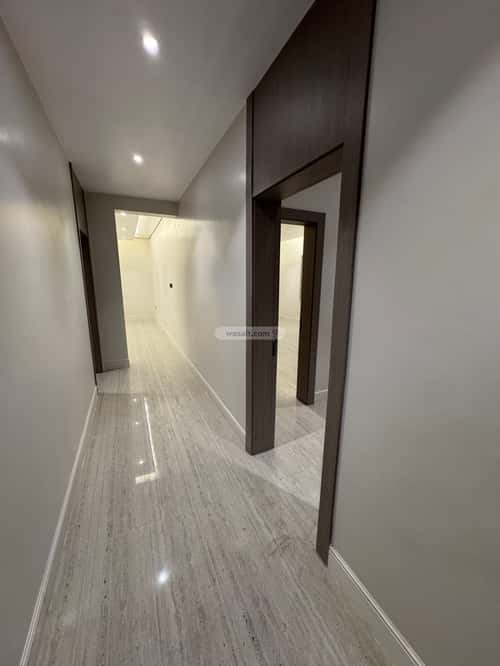 Apartment 204.42 SQM with 5 Bedrooms Al Shooalah, Aldammam
