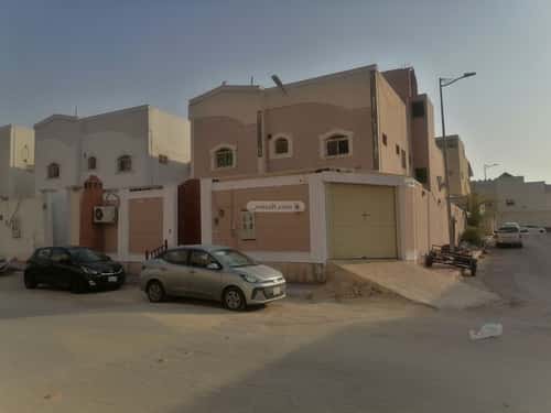 فيلا 414 متر مربع شرقية على شارع 15م العزيزية، جنوب الرياض، الرياض