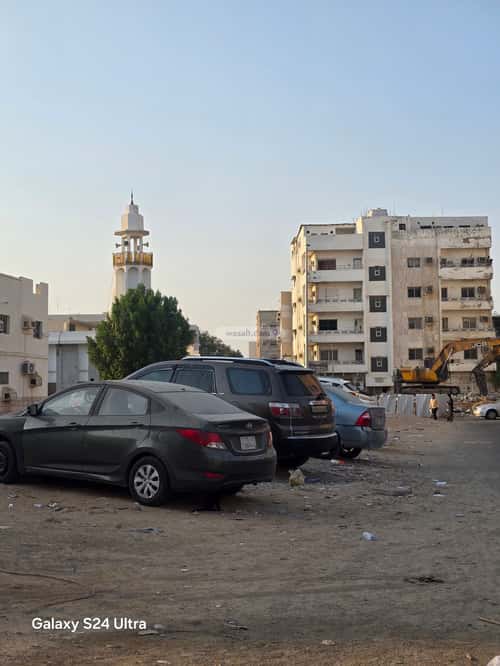عمارة 348 متر مربع ب 3 أدوار واجهة شمالية الرويس، جنوب جدة، جدة