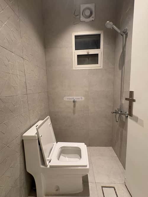 Villa 250 SQM Facing West on 15m Width Street Ishbiliyah, East Riyadh, Riyadh
