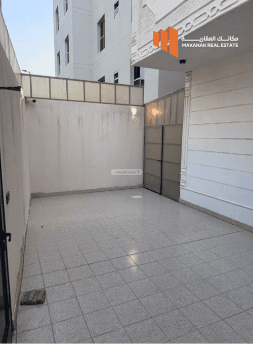 Floor 221.2 SQM with 4 Bedrooms Al Hammraa, Khobar