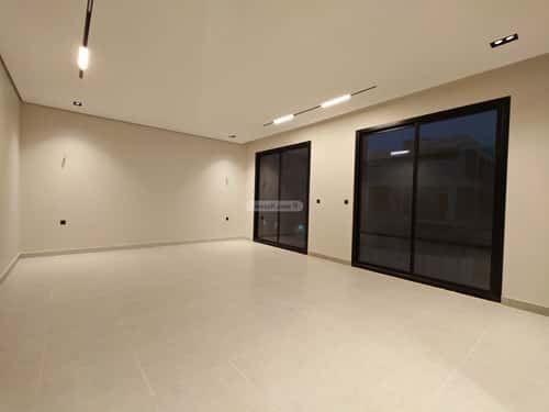 Floor 244.23 SQM with 5 Bedrooms Al-Yarmuk, East Riyadh, Riyadh