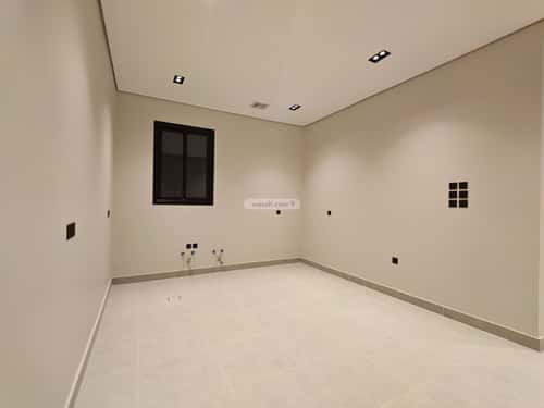 Floor 244.23 SQM with 5 Bedrooms Al-Yarmuk, East Riyadh, Riyadh