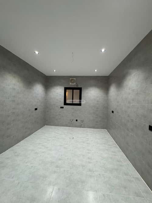 Villa 348 SQM Facing East on 20m Width Street Al Rahmanyah, East Jeddah, Jeddah