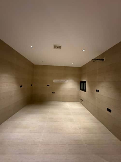 Villa 325 SQM Facing East on 25m Width Street Al Rahmanyah, East Jeddah, Jeddah