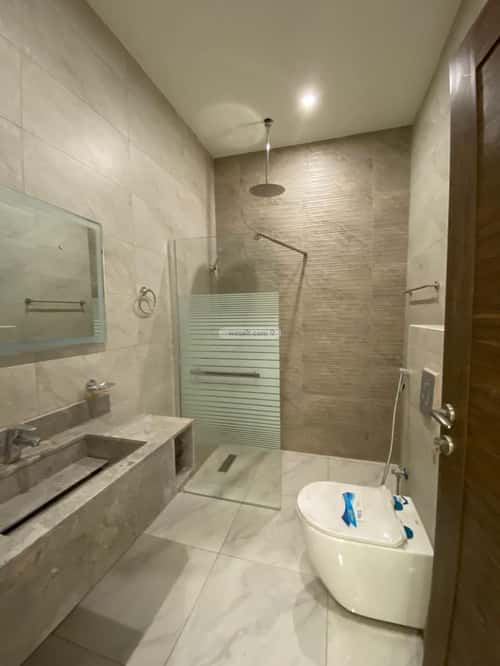Apartment 1000 SQM with 4 Bedrooms Obhur Al Janoubeyyah, North Jeddah, Jeddah