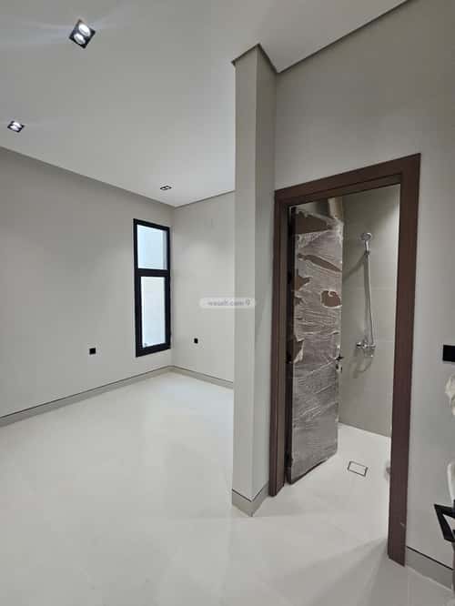 Villa 256.53 SQM Facing North on 20m Width Street Al-Maizaliyah, East Riyadh, Riyadh