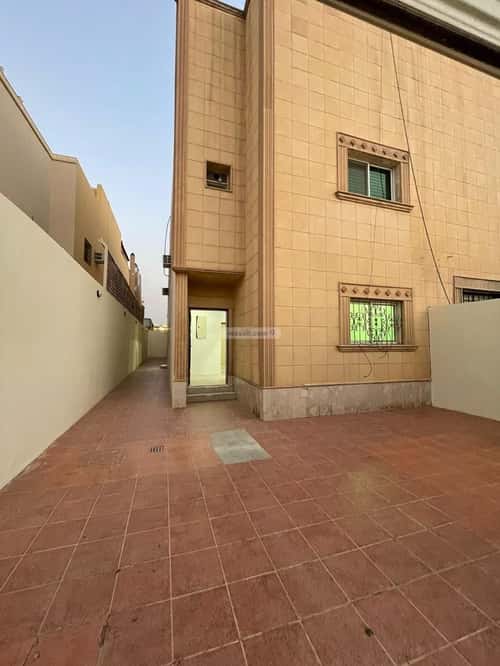 Floor with 4 Bedrooms Al-Malqa, North Riyadh, Riyadh