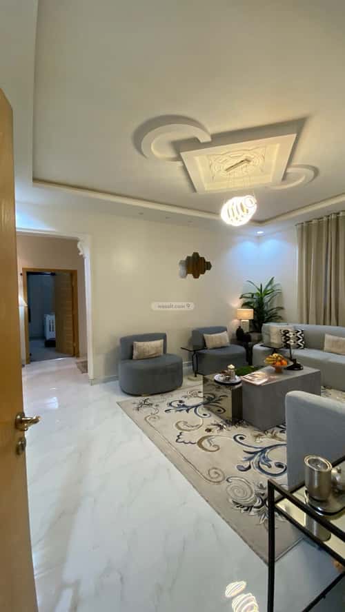 Floor with 6 Bedrooms Al-Yarmuk, East Riyadh, Riyadh