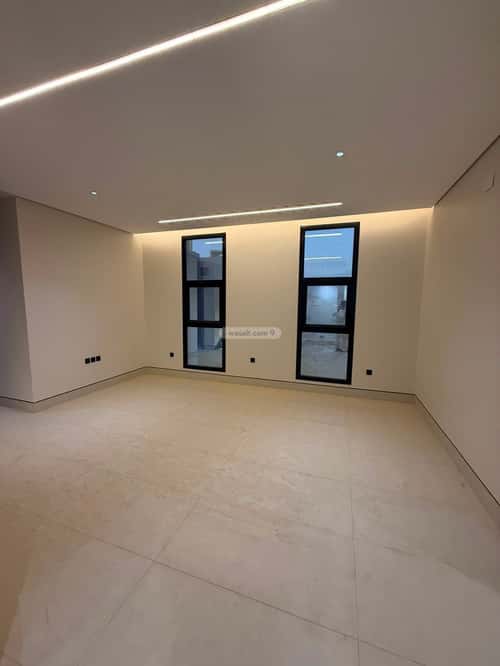 Villa 369.63 SQM Al-Mahdiyah, West Riyadh, Riyadh