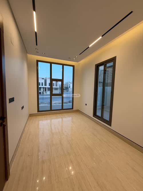 Villa 369.63 SQM Al-Mahdiyah, West Riyadh, Riyadh