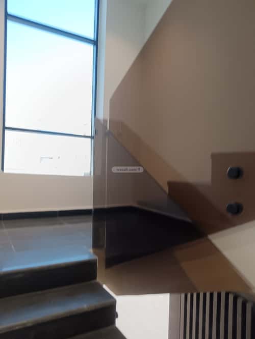Floor with 4 Bedrooms Dahrat Al-Badeah, West Riyadh, Riyadh