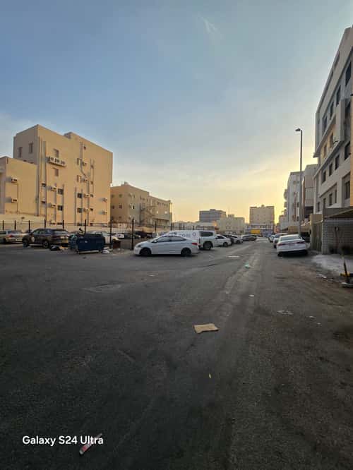 Land 810 SQM Facing West on 12m Width Street Al Marwah, North Jeddah, Jeddah