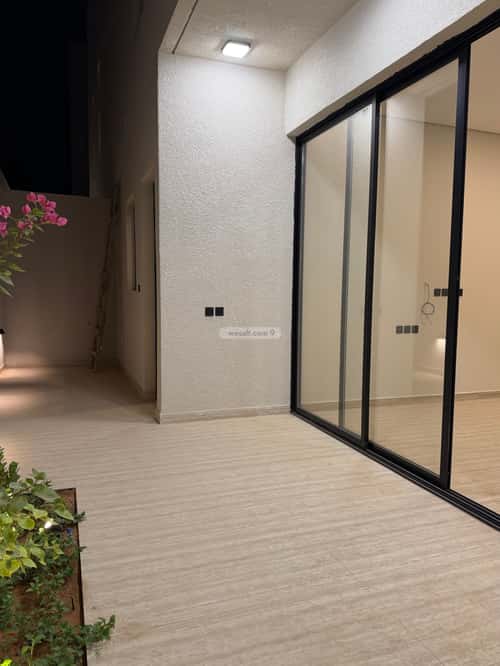 Villa 450 SQM Facing South on 18m Width Street Ar-Rimal, East Riyadh, Riyadh