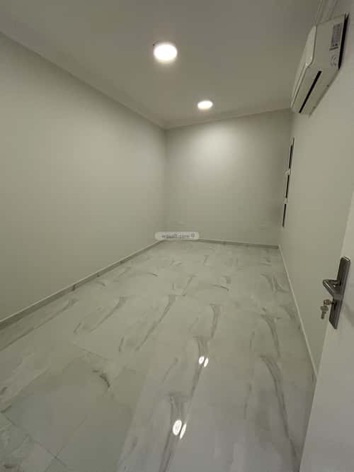 Apartment 375 SQM with 3 Bedrooms Al-Qairawan, North Riyadh, Riyadh