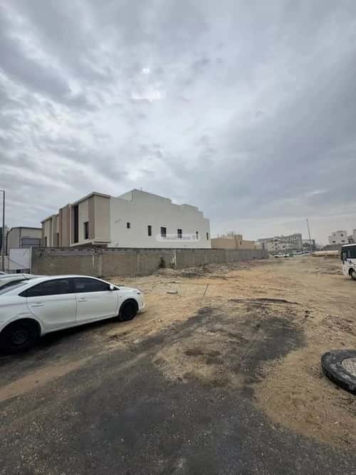 أرض 875 متر مربع شرقية على شارع 16م الشراع، الخبر