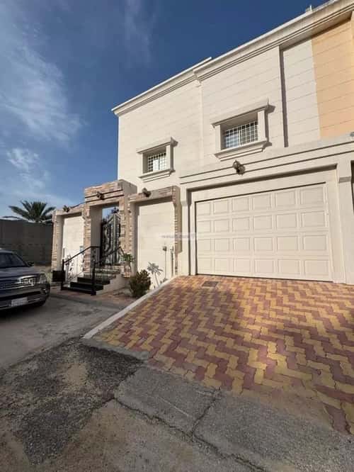 Villa 363 SQM Facing West on 16m Width Street Al Fysalyah, Aldammam