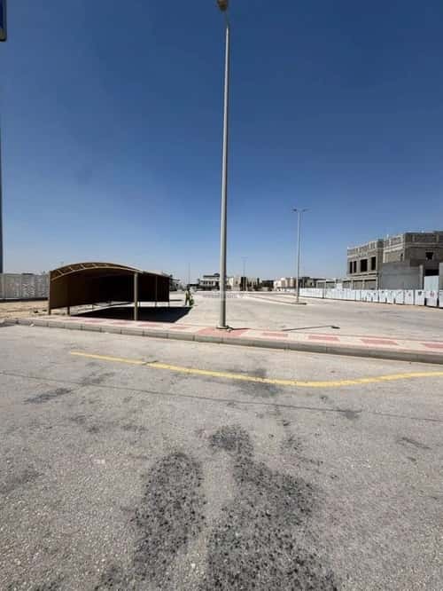 فيلا 434.87 متر مربع غربية على شارع 18م البحر، الخبر