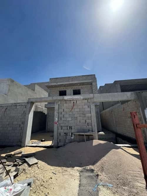فيلا 434.87 متر مربع غربية على شارع 18م البحر، الخبر