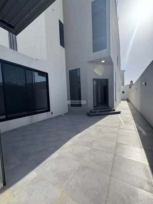 Villa 300 SQM Facing East on 16m Width Street Al Seef, Aldammam