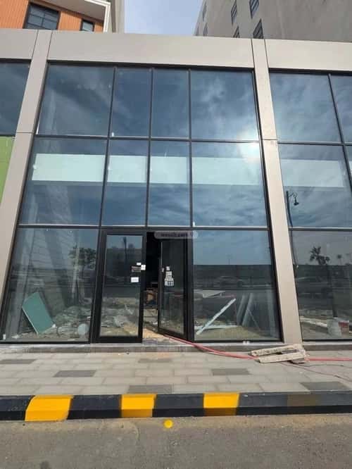 Showroom for Rent Al Rakah Al Jnubyah, Khobar