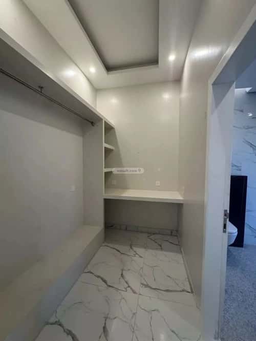 Villa 1217 SQM Facing East with 3 Bedrooms Al Bahr, Khobar