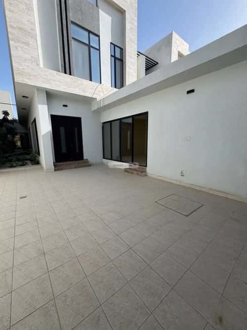 Villa 350 SQM Facing North on 18m Width Street Al Sadafah, Aldammam