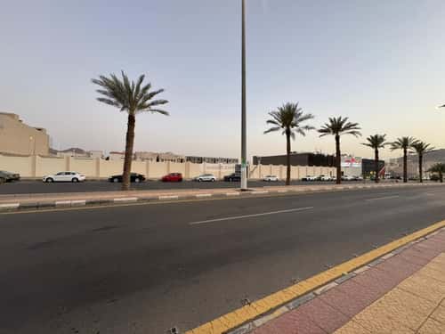 Land 10000 SQM Facing North on 50m Width Street Alawaly, Makkah Al Mukarramah