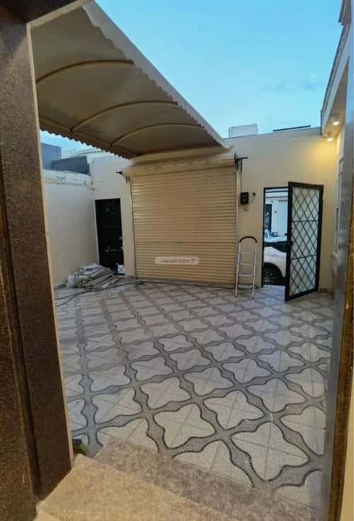 Villa 420 SQM Facing South on 15m Width Street Ar-Rimal, East Riyadh, Riyadh
