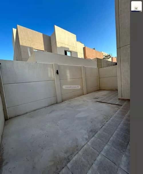 Villa 251 SQM Facing North with 6 Bedrooms King Khalid Int.Airport, North Riyadh, Riyadh