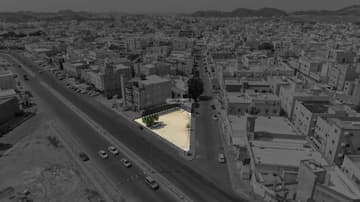 أرض تجارية سكنية 590م2 بحي العمرة