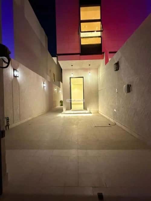 Floor 244.69 SQM with 4 Bedrooms Al-Maizaliyah, East Riyadh, Riyadh