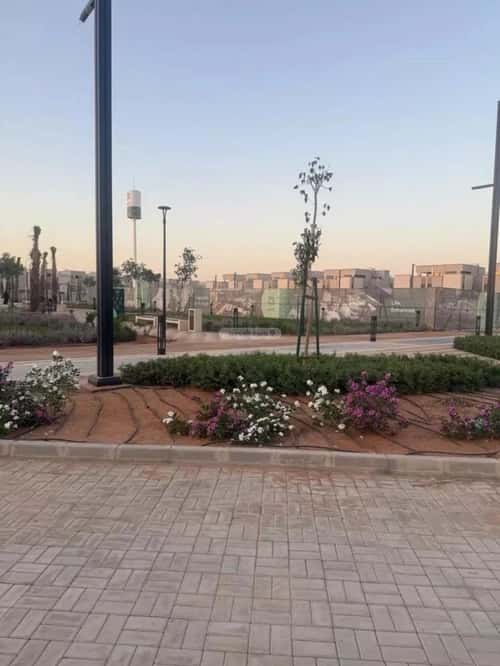 فيلا 366.34 متر مربع شمالية على شارع 25م مطار الملك خالد الدولي، شمال الرياض، الرياض