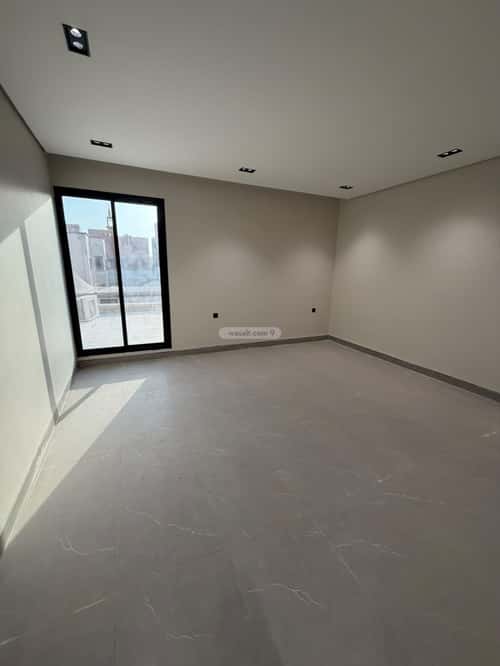 Floor with 3 Bedrooms Ishbiliyah, East Riyadh, Riyadh