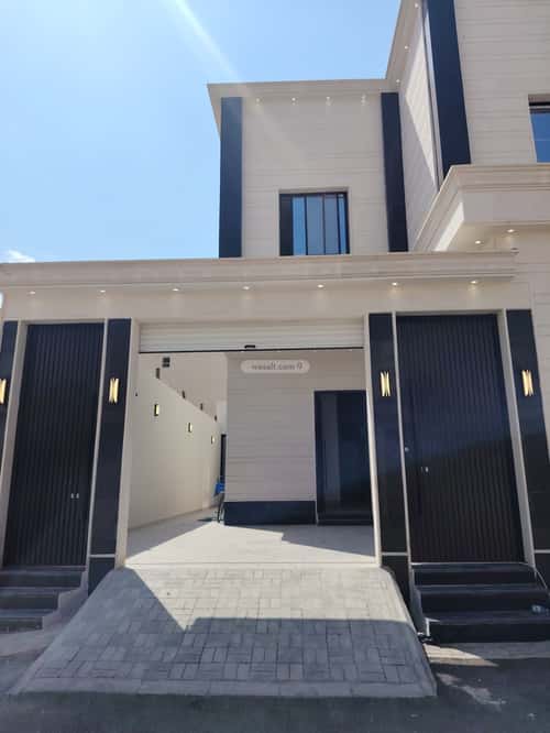 Floor 226.84 SQM with 6 Bedrooms Al-Maizaliyah, East Riyadh, Riyadh
