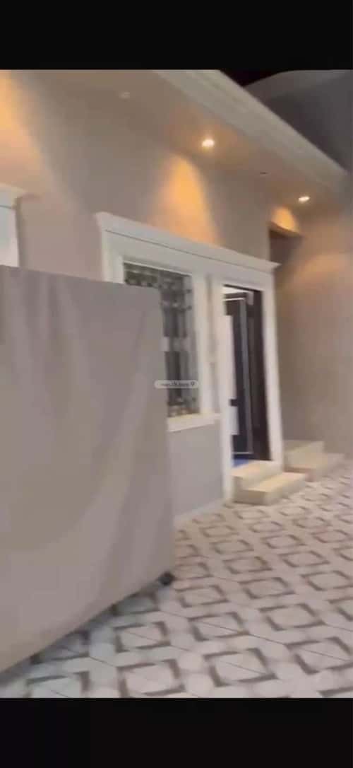 فيلا 600 متر مربع واجهة جنوبية ب 5 غرف نوارة، المزاحمية