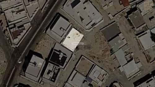 Building 610.7 SQM Facing East Al Wasat District, Alttayif