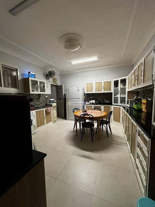 Building 520 SQM Facing South Alnozha, Makkah Al Mukarramah