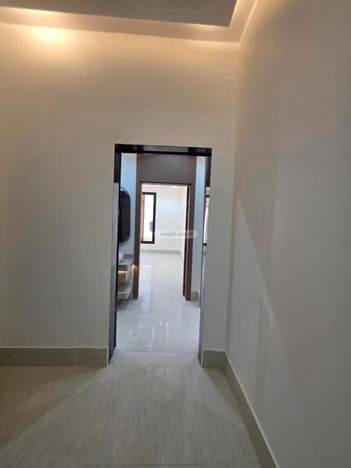 Floor with 5 Bedrooms Al-Maizaliyah, East Riyadh, Riyadh