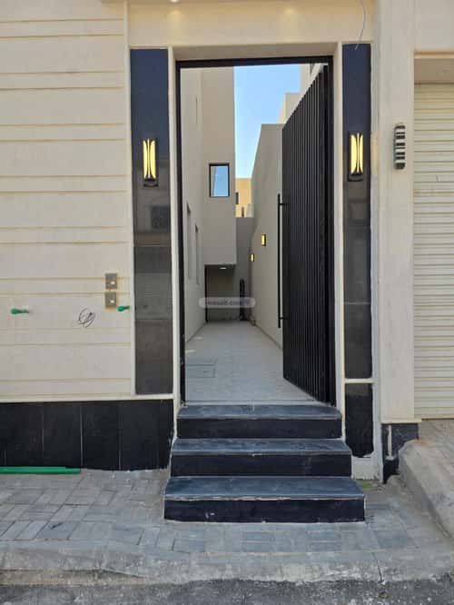 Floor with 5 Bedrooms Al-Maizaliyah, East Riyadh, Riyadh