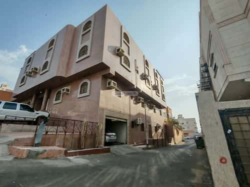 عمارة 702 متر مربع ب 3 أدوار واجهة شرقية،غربية المحمدية، مكة المكرمة